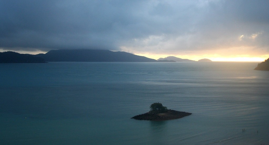 Sunrise Whitehaven Beach Party Thursday  © Sail-World.com /AUS http://www.sail-world.com